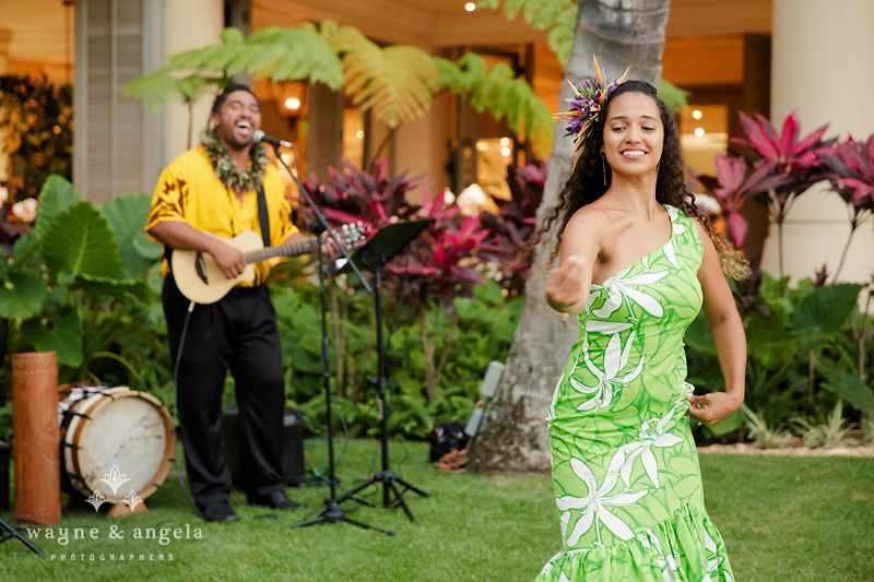 hawaiian wedding hula dancer